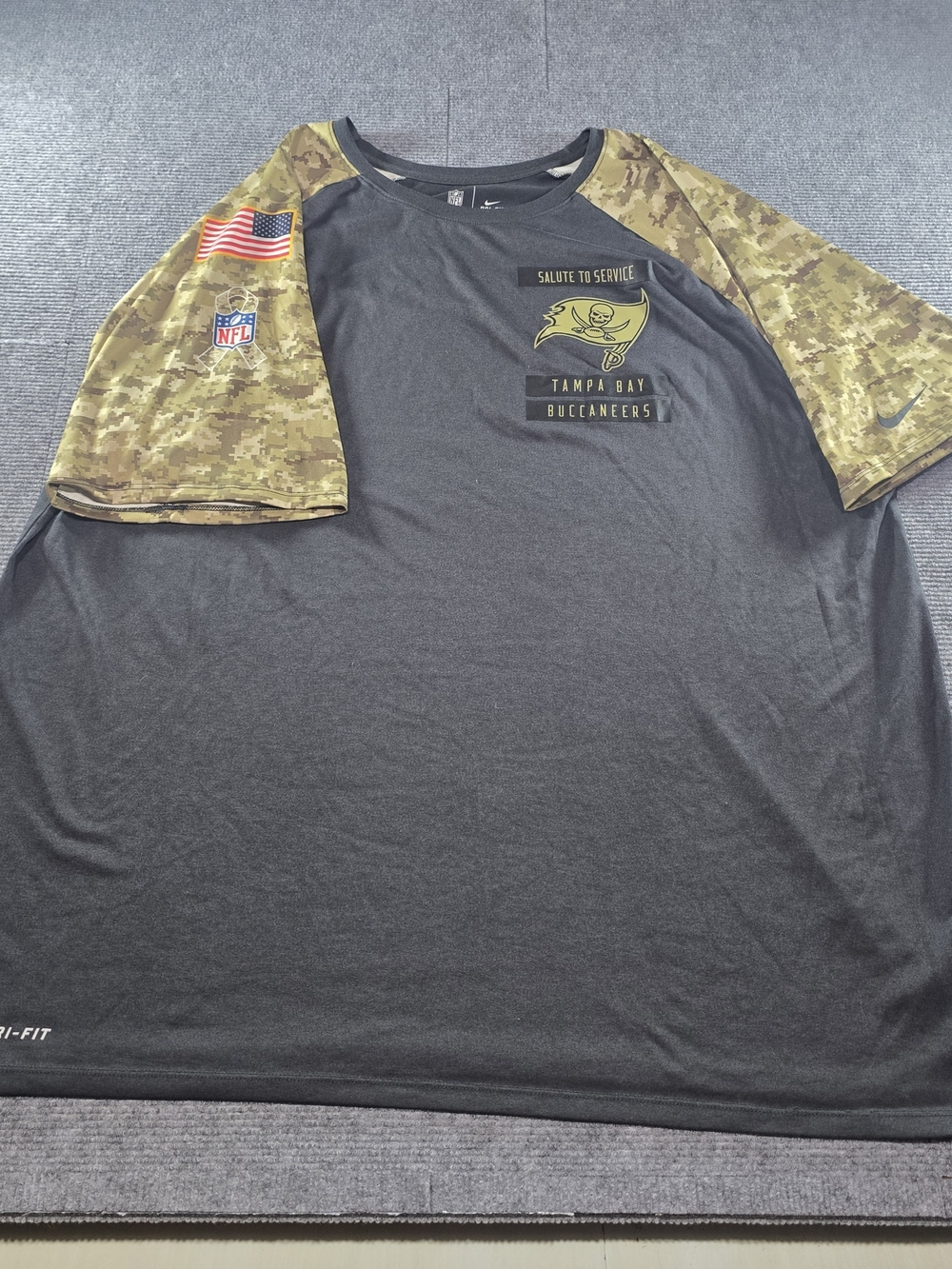 Nike Tampa Bay Buccaneers Salute to Service 3XL Dri-FIT Camo On Field NFL